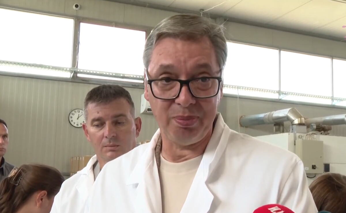 Aleksandar Vučić (5).png