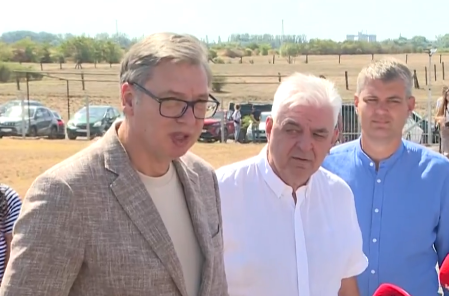 Aleksandar Vučić (3).png