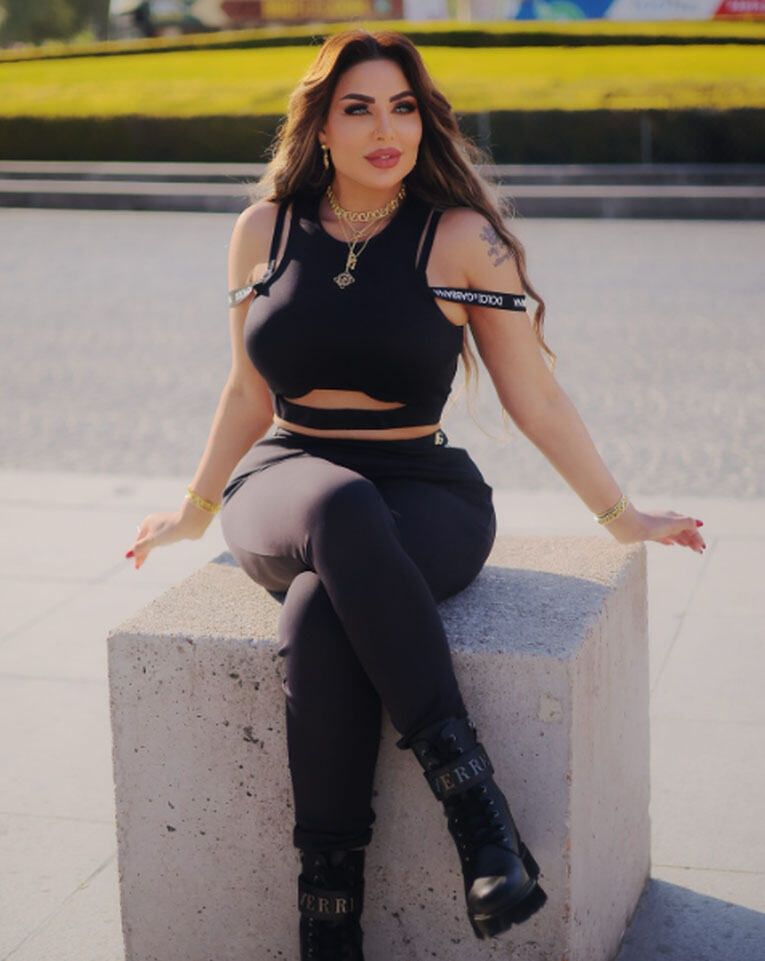 Sarah Khalifa Sara Kalifa (1).jpg