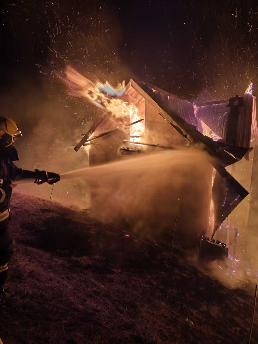 Gostun požar izgorela kuća vatrogasci (1).jpeg