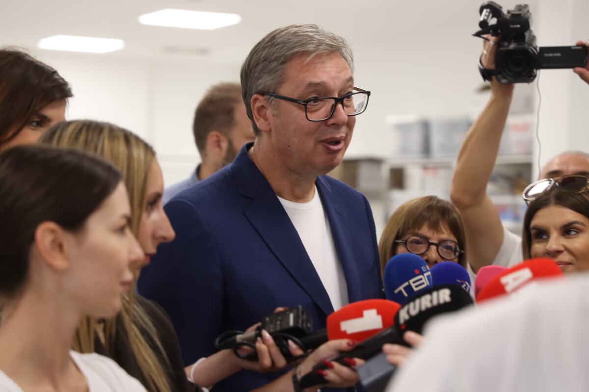 Aleksandar Vučić Ratkovo Phi Academy Branko Babić (7).jpeg