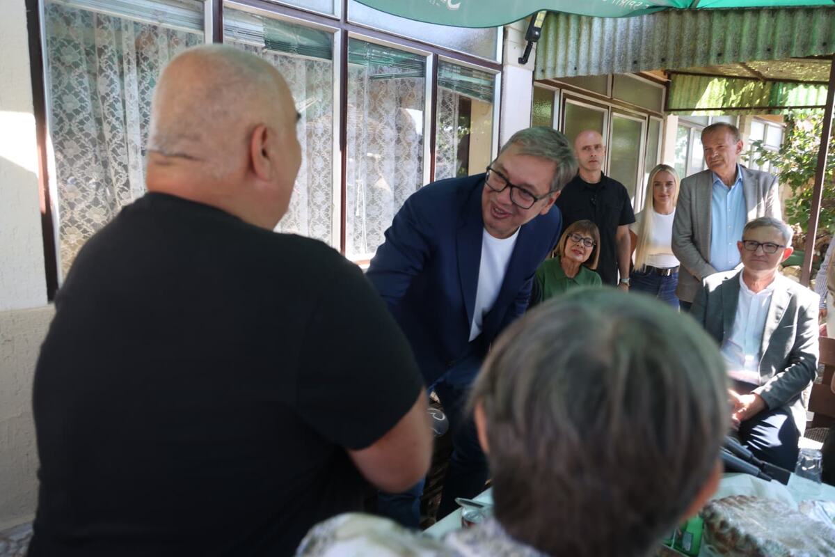 Aleksandar Vučić (1).jpeg