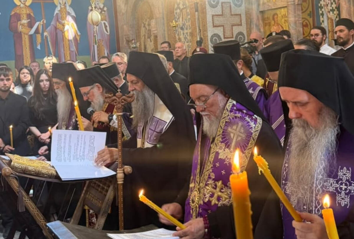 sahrana Ratka Mladića Ratko Mladić Patrijarh Porfirije sveštenstvo opelo.jpg