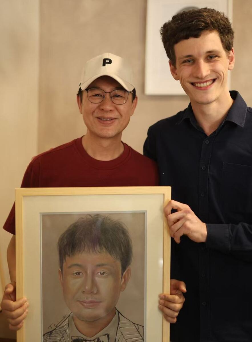 Pavle i glumac Zhang Songwen