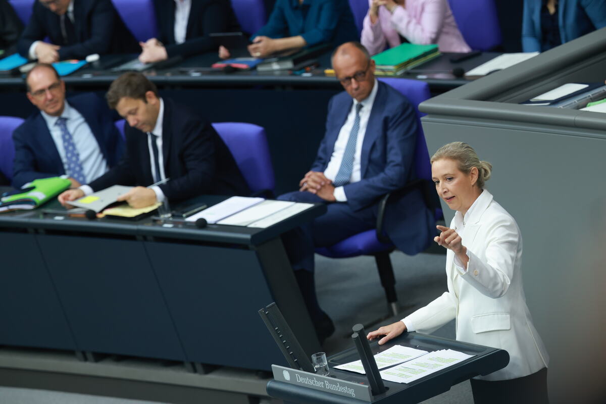 merz widel02 EPA Clemens Bilan.jpg