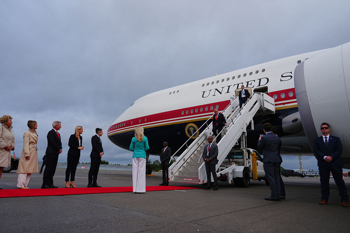 Donald Tramp Irska doček (5).jpg