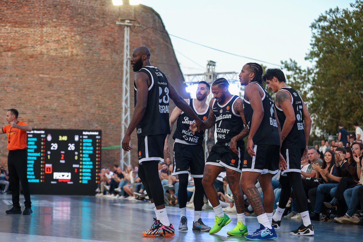 Partizan-Besiktas-Kosarka-Prijateljska-01545.JPG