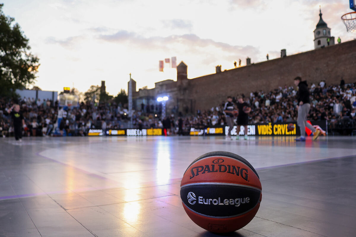 Partizan-Besiktas-Kosarka-Prijateljska-01608.JPG