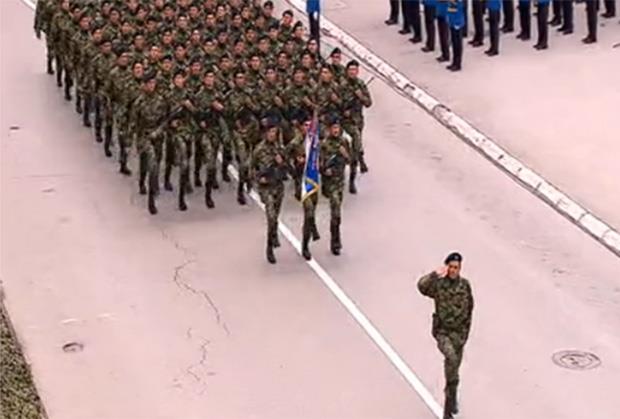 dan-vojske-parada-uzice.jpg