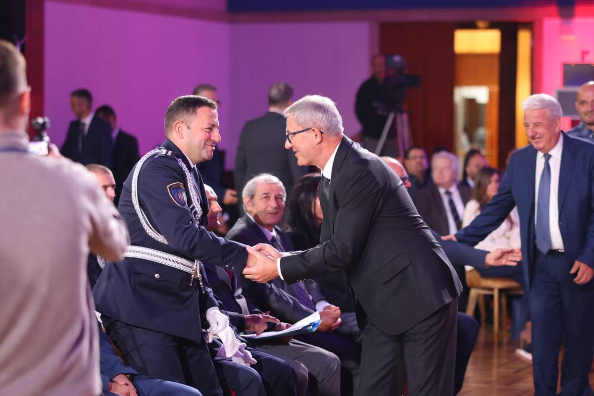 Dan srpskog jedinstva, slobode i nacionalne zastave Aleksandar Vučić (17).jpeg