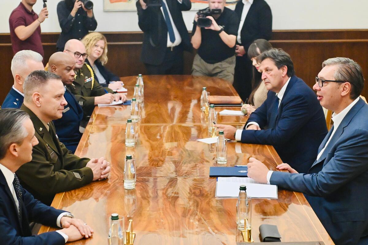 Aleksandar Vučić general-major  Metju Vudraf komandant Nacionalne garde Ohaja (6).jpeg