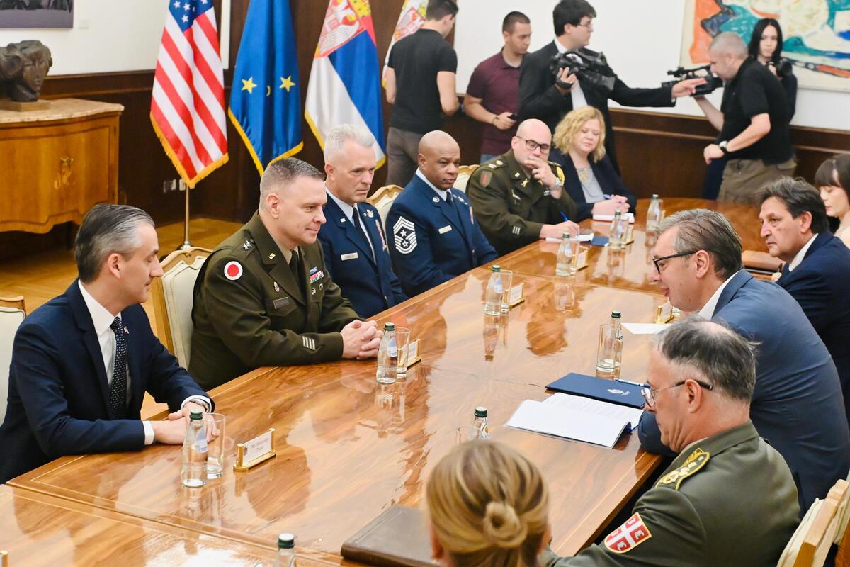 Aleksandar Vučić general-major  Metju Vudraf komandant Nacionalne garde Ohaja (11).jpeg