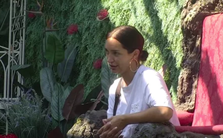 LAURA OTKRILA KOJI UČESNIK JOJ SE NAJVIŠE SVIĐA Pomenula nekoliko imena, pa priznala: On je ženskaroš, ali...