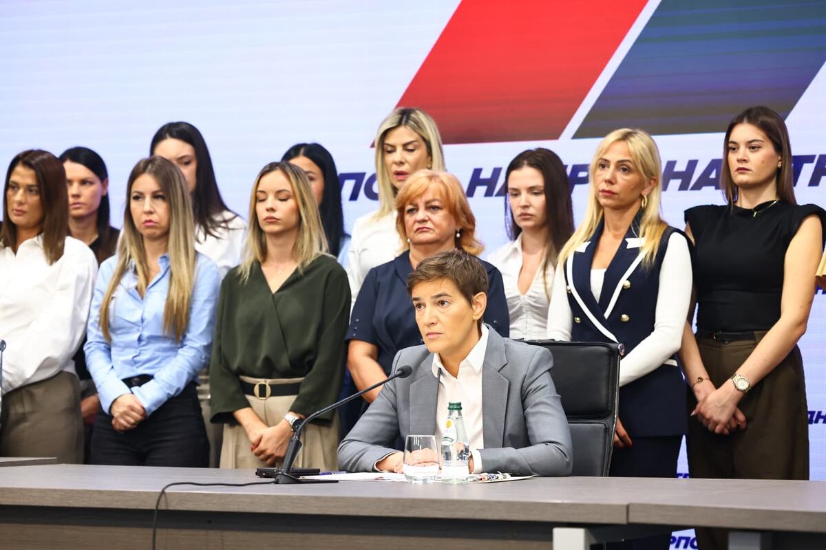 SNS Ana Brnabić (12).jpeg