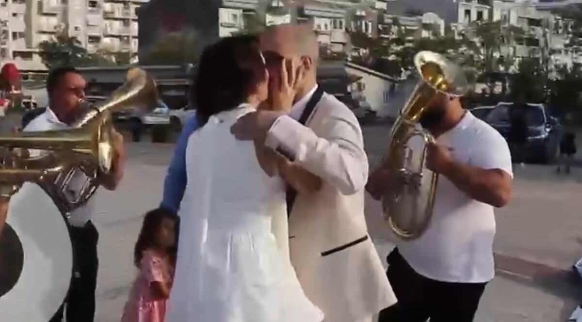 svadba Čaki Ivanović Varvari Podgorica navijači (2).png