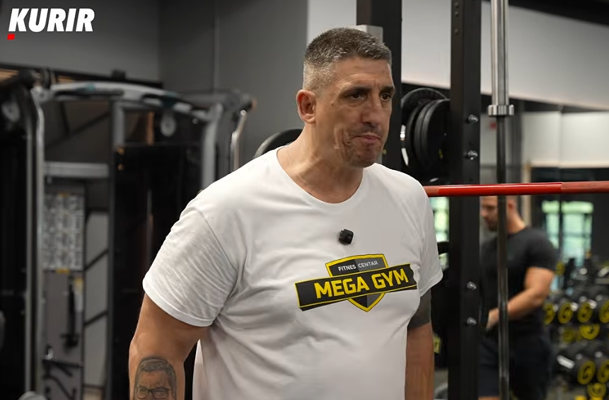 "ZADOVOLJAVALA SE NA GINEKOLOŠKOJ STOLICI, DOK SAM SPAVAO" Kristijan Golubović otkrio šok detalje o svom Onlyfans-u, pa spomenuo i NJU: "ISPI**ILA SE NA MENE"