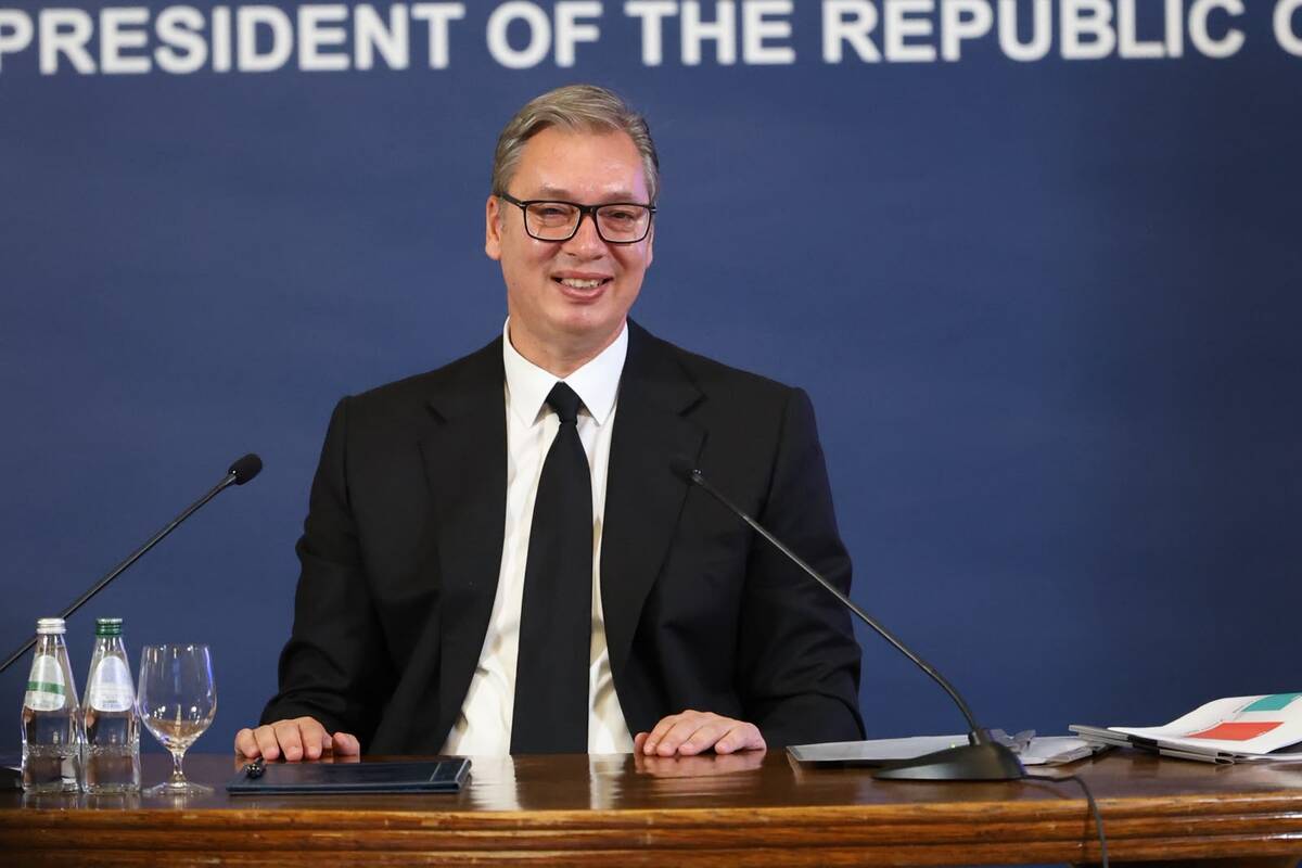 Aleksandar Vučić  (1).jpeg