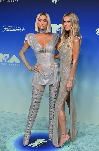 Paris Hilton i Niki Hilton na dodeli MTV VMA nagrada 2026