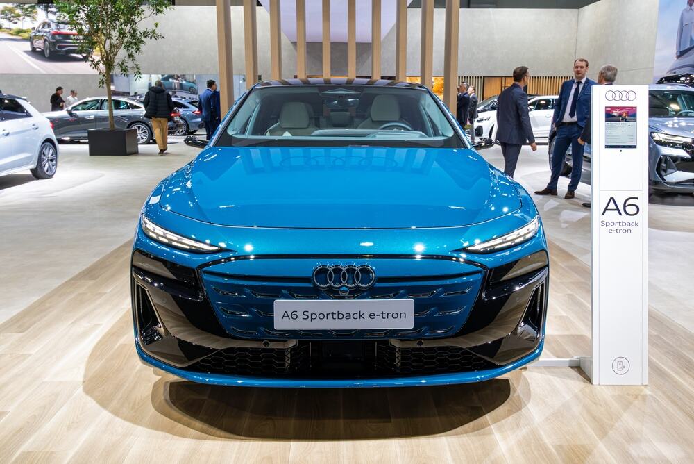 A6 Sportback e-tron (1).jpg