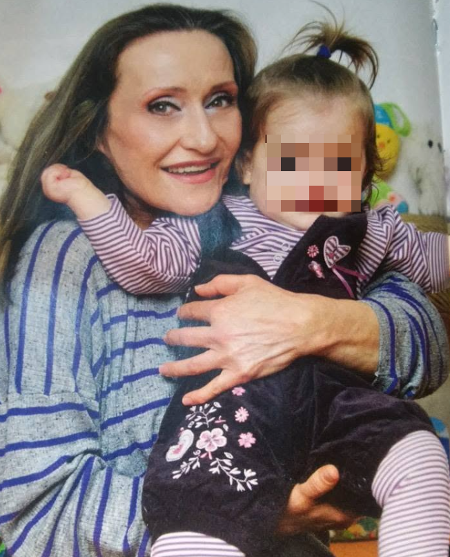 Ljiljana Jakšić sa ćerkom Darijom (2).png