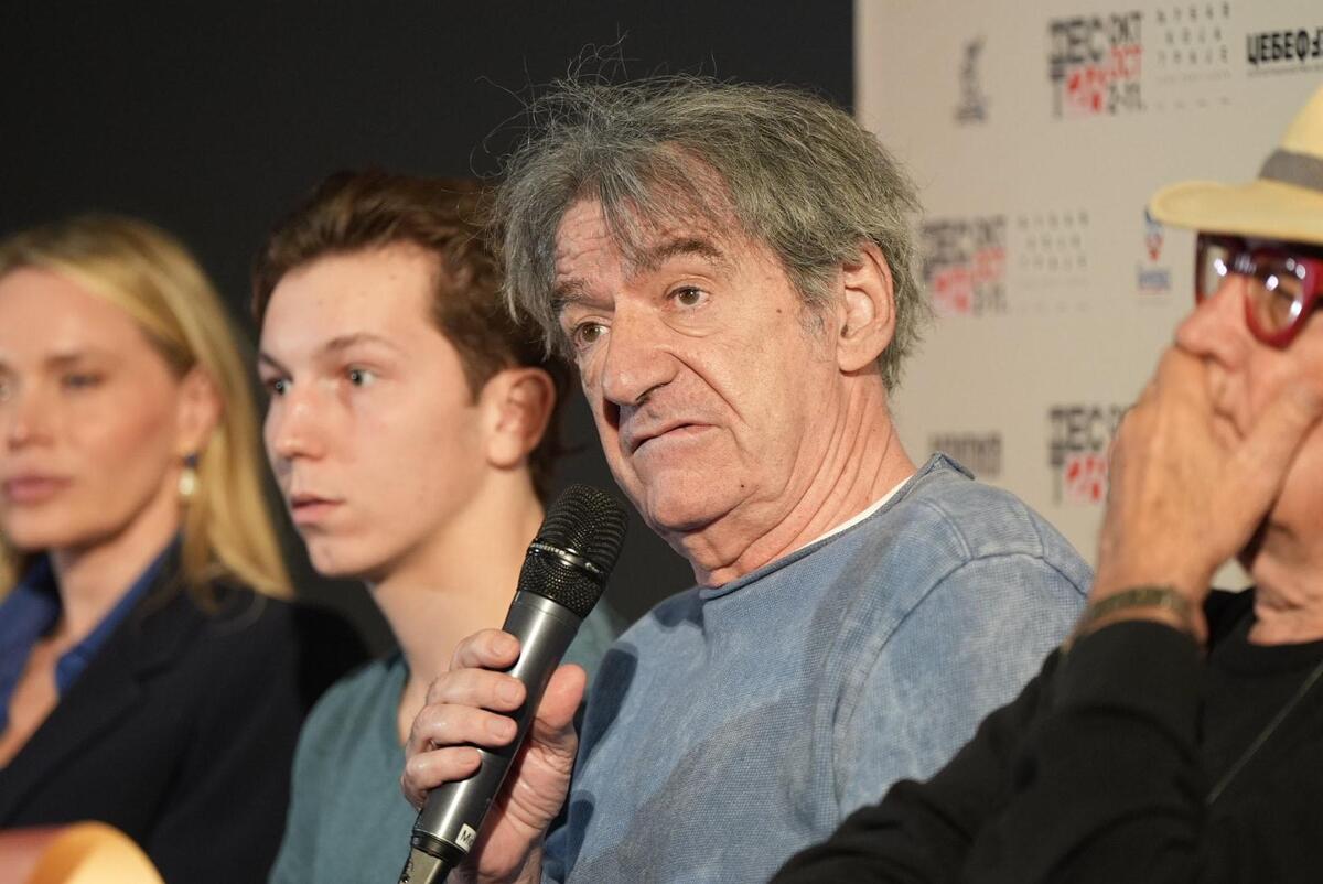 Miki Manojlović