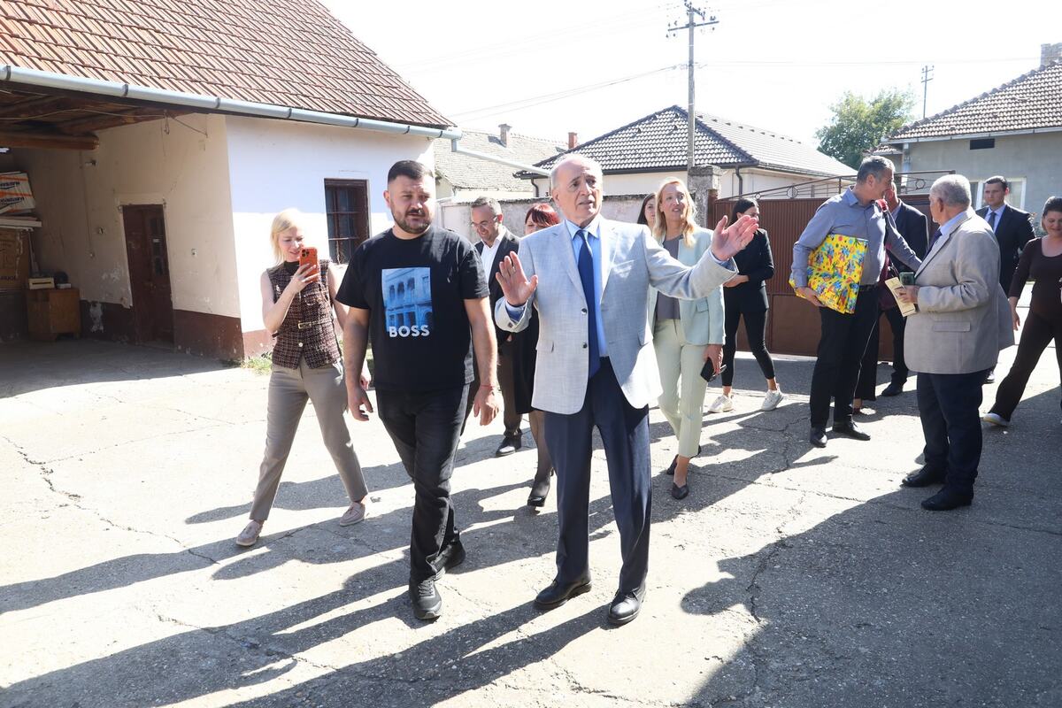 1 НАСЛОВНА ФОТО.JPG