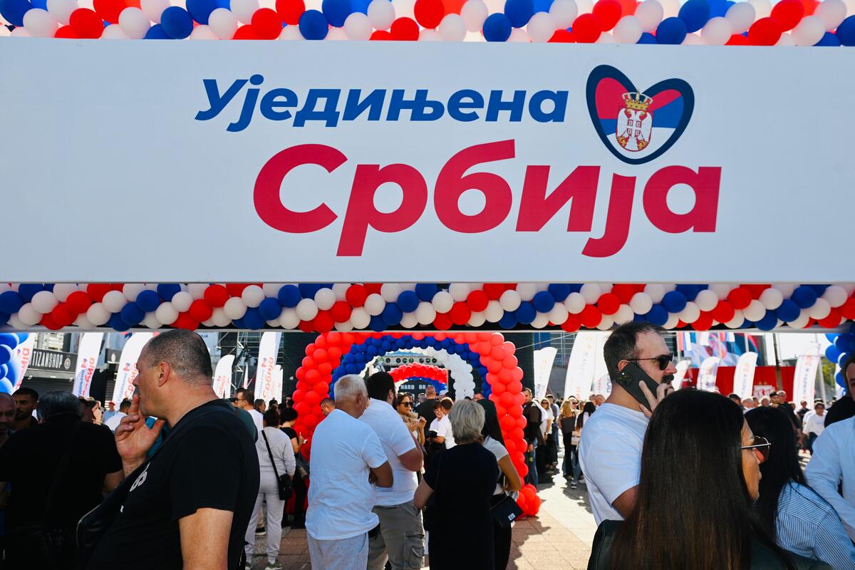 Ujedinjena Srbija Beogradska arena počelo okupljanje građana
