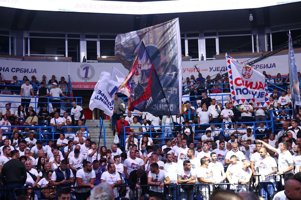 Ujedinjena Srbija Beogradska arena počelo okupljanje građana