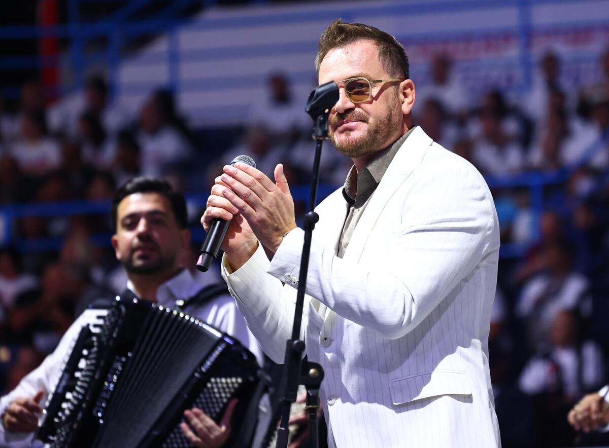 Ujedinjena Srbija Beogradska arena počelo okupljanje građana