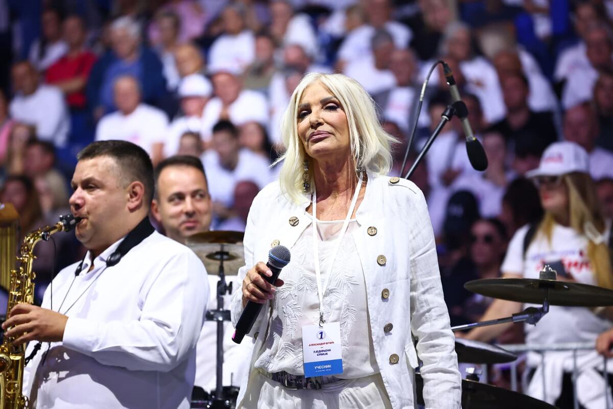 Ujedinjena Srbija Beogradska arena počelo okupljanje građana