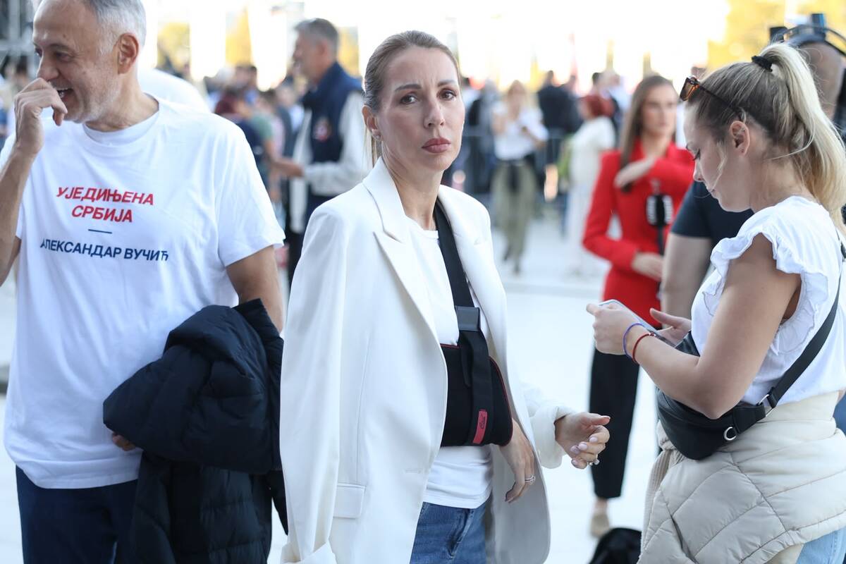 Ujedinjena Srbija Beogradska arena SNS skup