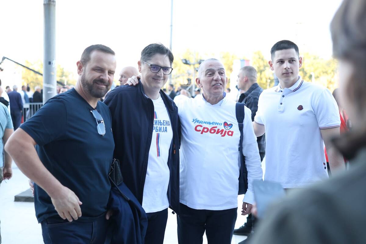 Ujedinjena Srbija Beogradska arena SNS skup