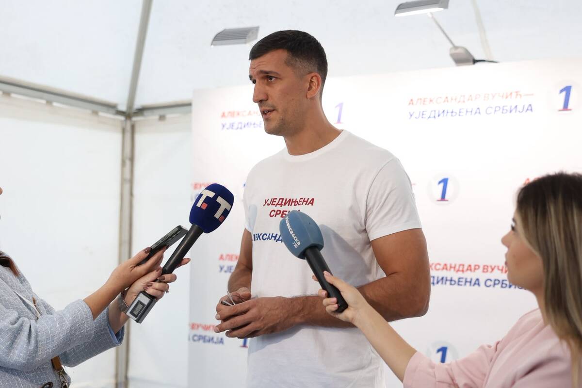 Ujedinjena Srbija Beogradska arena SNS skup