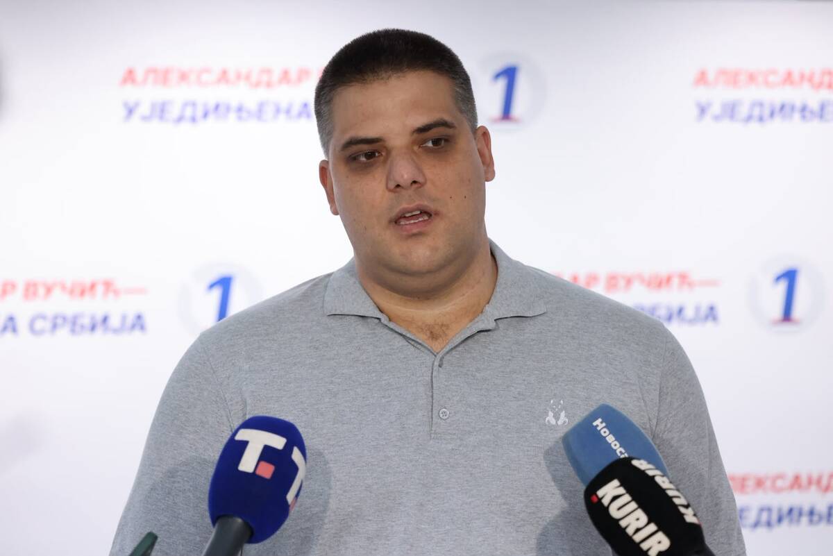 Ujedinjena Srbija Beogradska arena SNS skup Aleksandar Vučić (1).jpeg