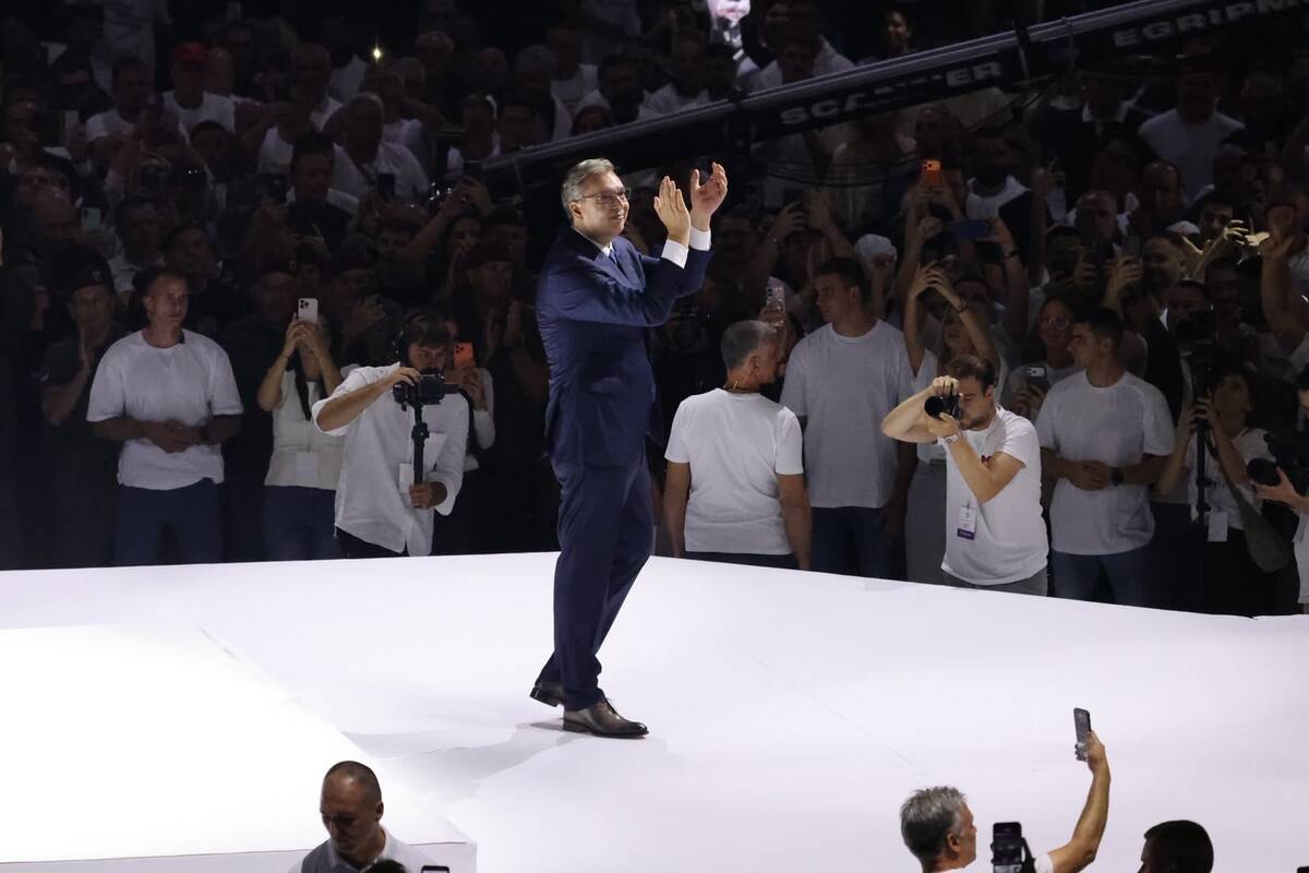 Aleksandar Vučić  Ujedinjena Srbija Beogradska arena SNS skup