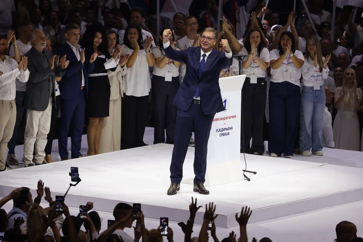 Aleksandar Vučić  Ujedinjena Srbija Beogradska arena SNS skup