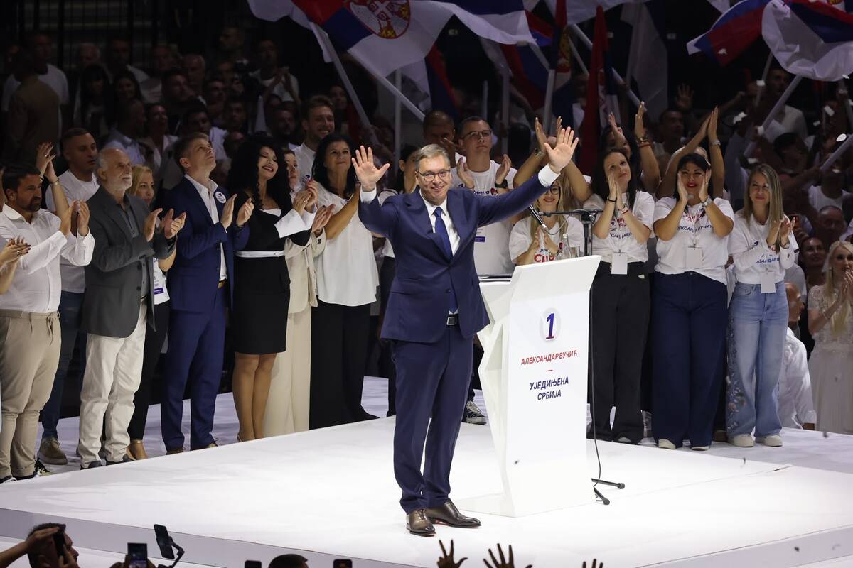 Aleksandar Vučić  Ujedinjena Srbija Beogradska arena SNS skup