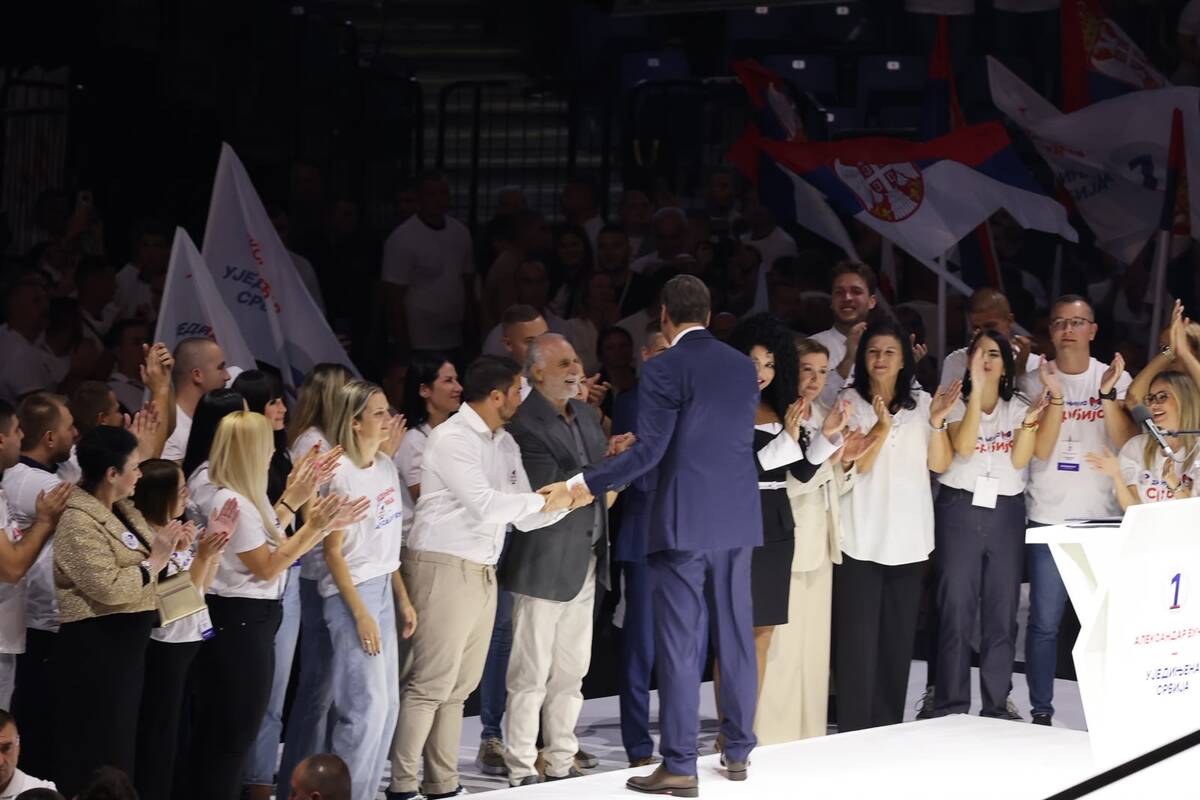 Aleksandar Vučić  Ujedinjena Srbija Beogradska arena SNS skup