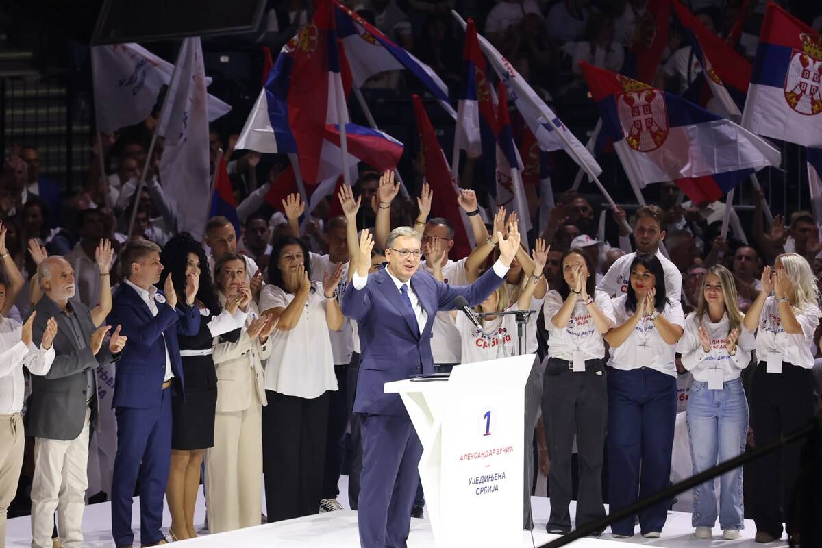 Aleksandar Vučić  Ujedinjena Srbija Beogradska arena SNS skup
