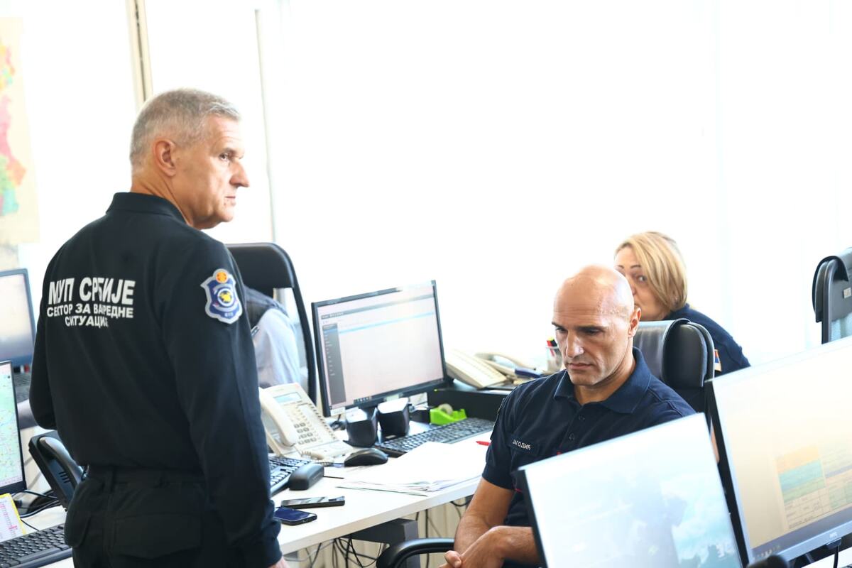 Sektor za vanredne situacije Beograd, operativni centar uništavanje avio bombe (1).jpeg