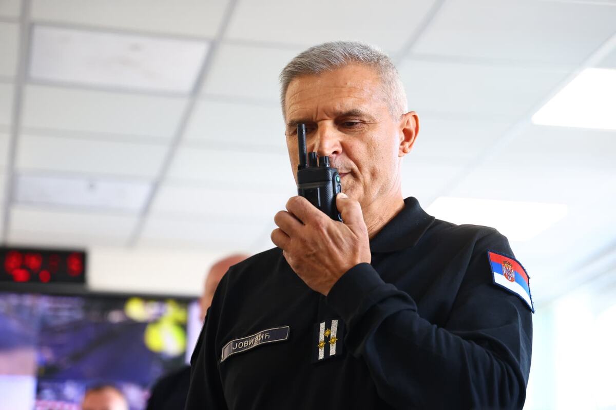 Ivica Dačić Sektor za vanredne situacije Beograd, operativni centar uništavanje avio bombe (1).jpeg