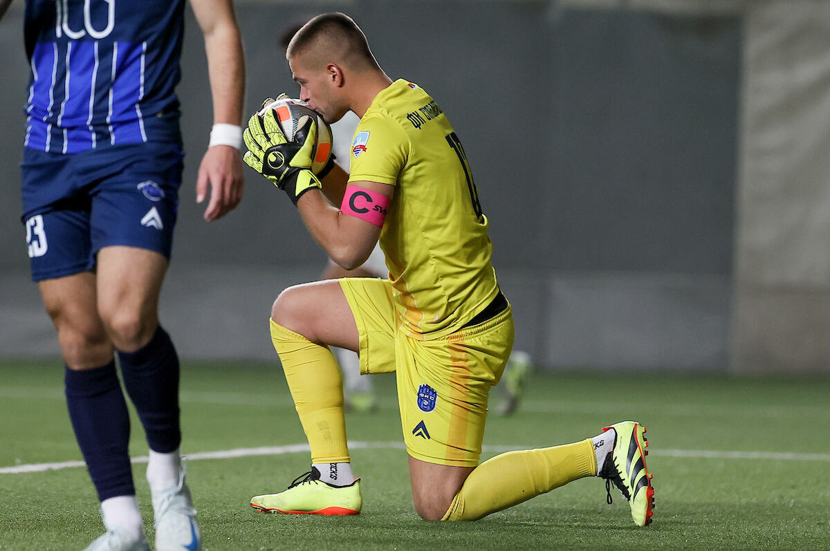 Golman Aleksandar Stanković