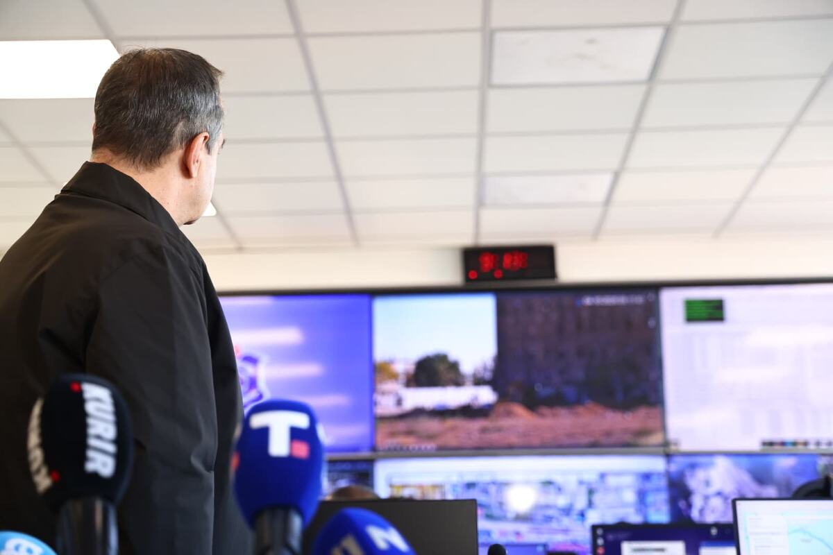 Sektor za vanredne situacije Beograd, operativni centar uništavanje avio bombe Ivica Dačić (1).jpeg