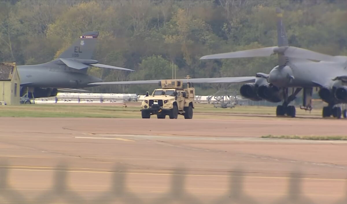 povlačenje američki bombarder B-1 iz baza RAF Ferford