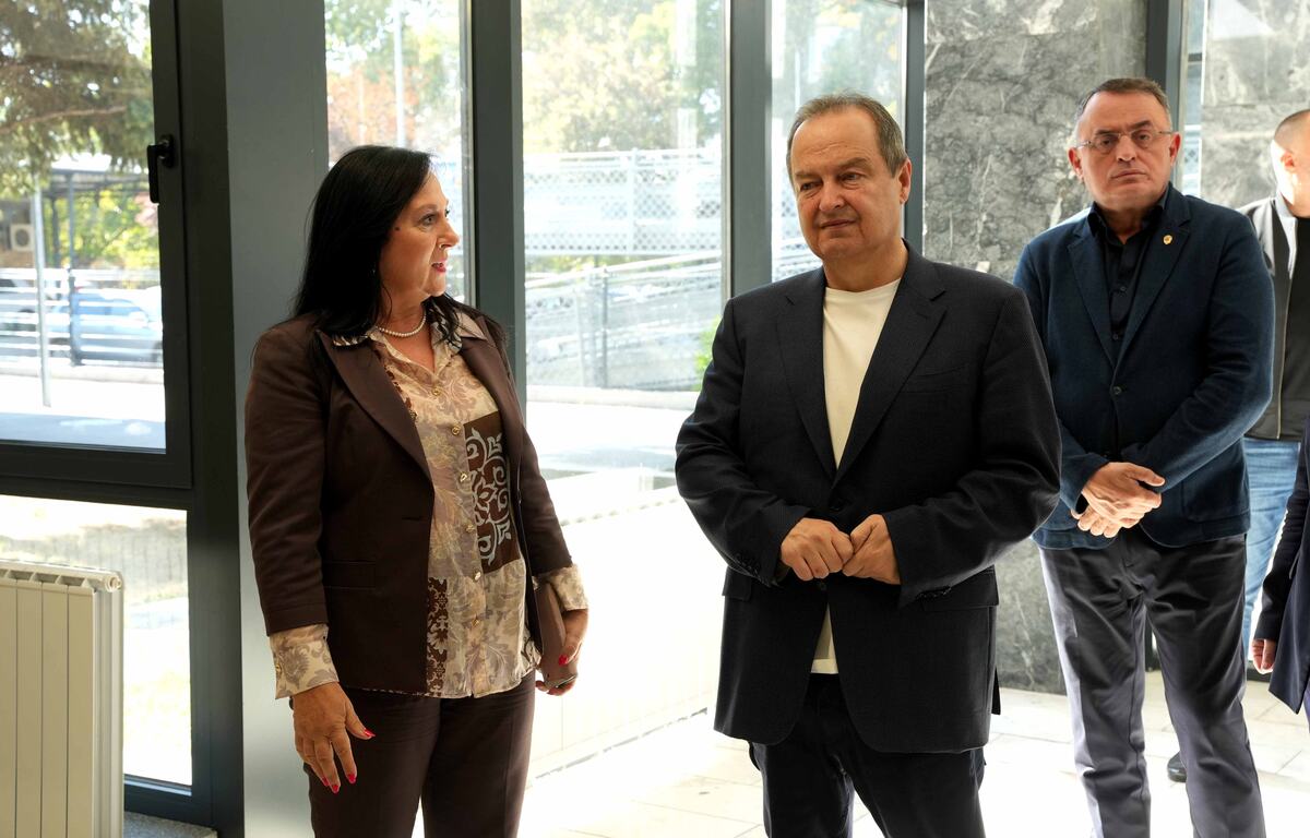 Ivica Dačić zgrada Uprave za upravne poslove Policijske uprave za grad Beograd Ljermontovljeva (1).JPG