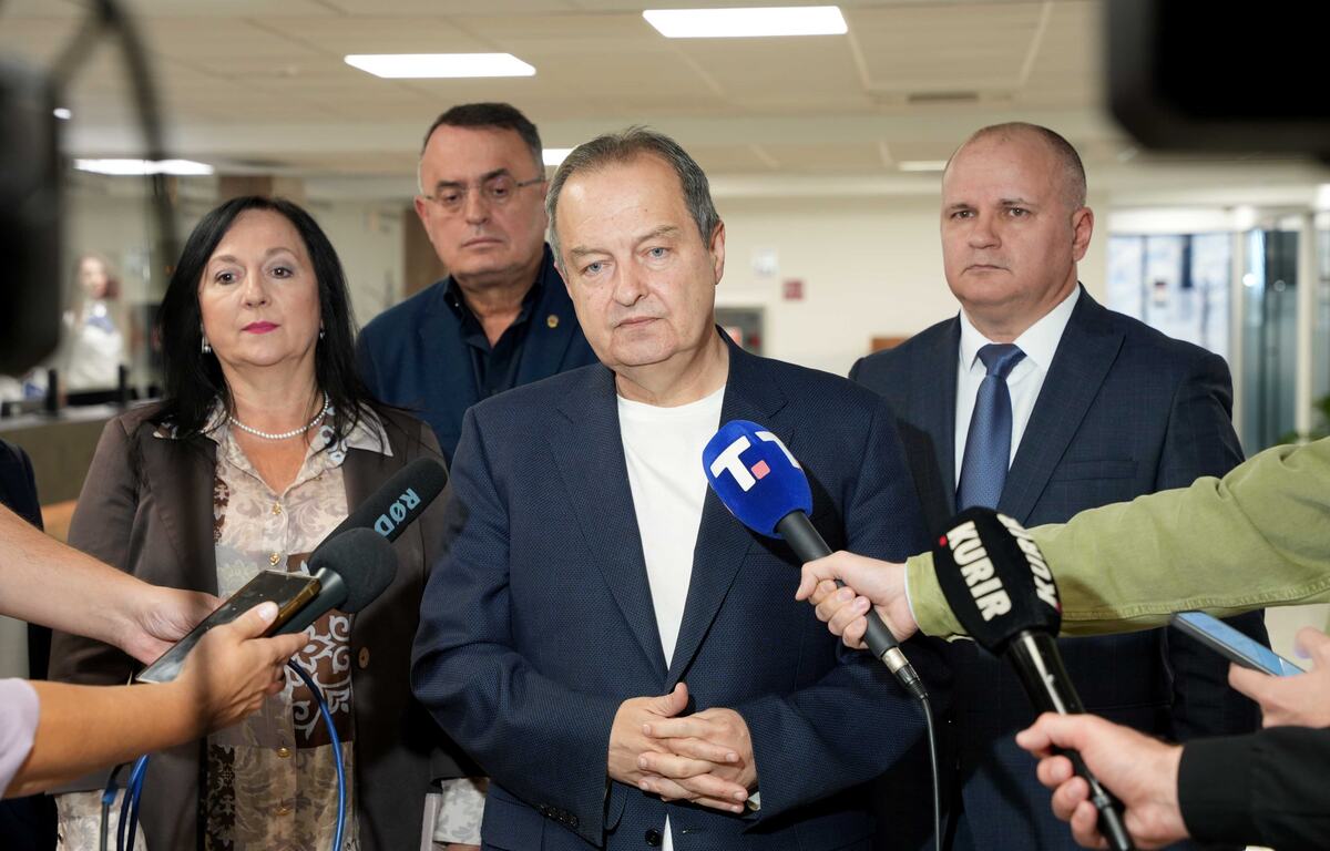Ivica Dačić zgrada Uprave za upravne poslove Policijske uprave za grad Beograd Ljermontovljeva (1).JPG