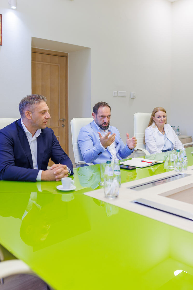 ministarstvo informisanja i telekomunikacija