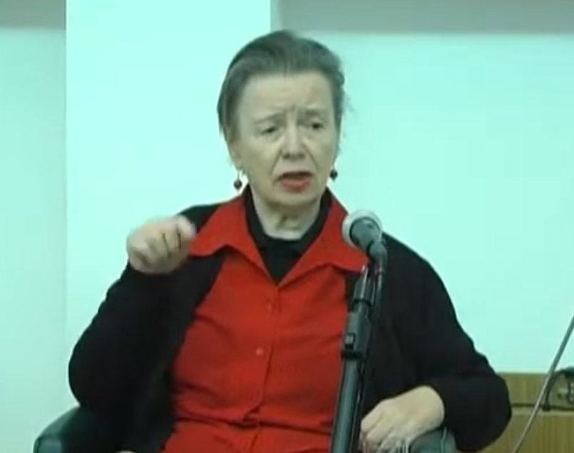 Bisera Alikadić tokom književne večeri