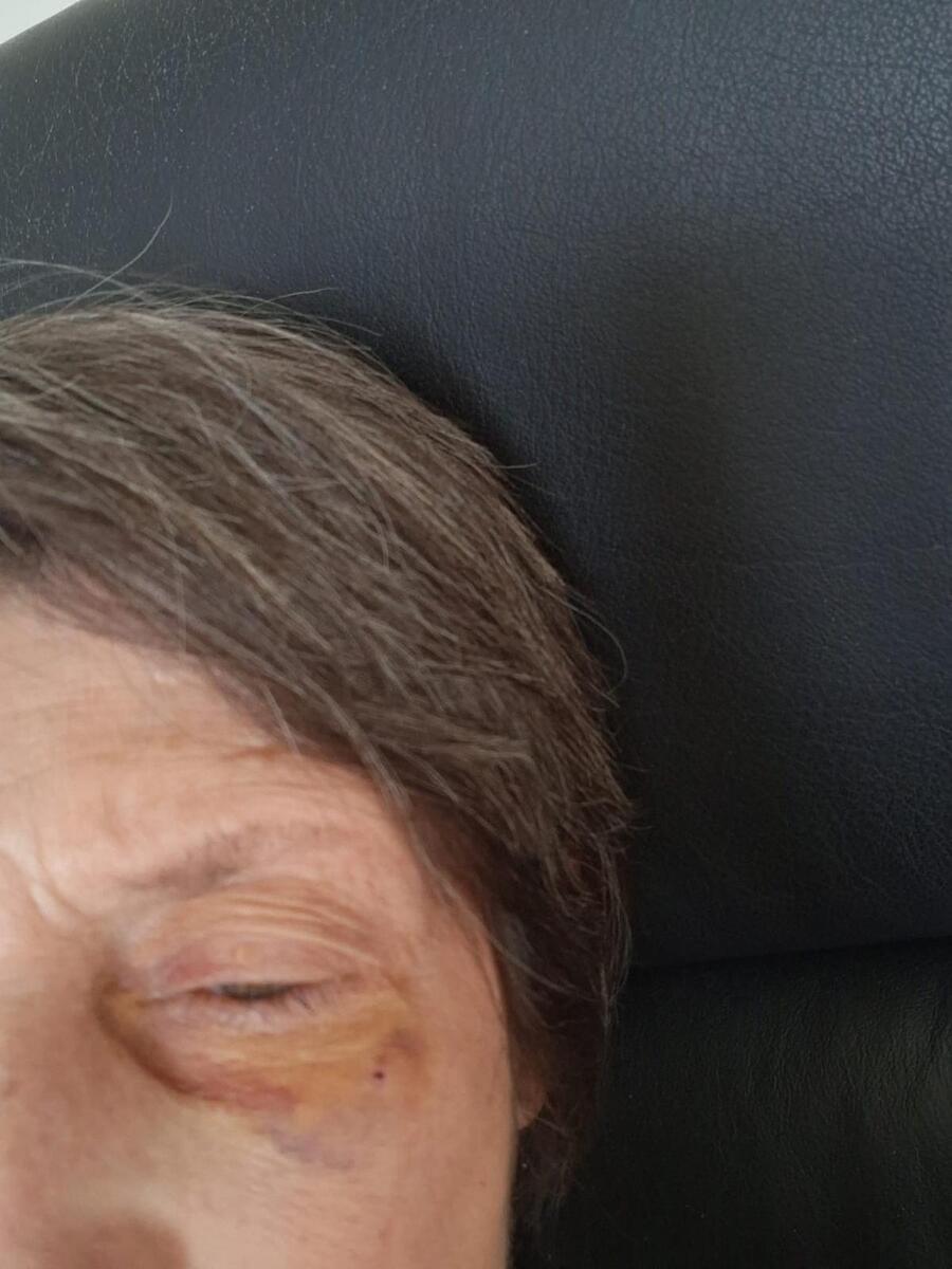 "KRISTIJAN ME JE OLEŠIO OD BATINA JER SAM NA SUDU REKLA ISTINU O STELINOJ KUĆI" Horor ispovest majke Golubovićevog druga: Strahujem za život (UZNEMIRUJUĆI FOTO)