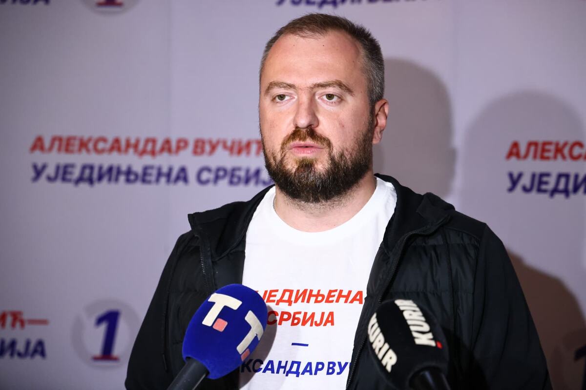 SNS Miting Kragujevac Funkcioneri (5).jpeg